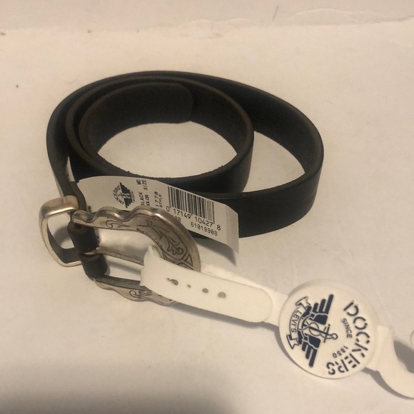 NWT Dockers Black Leather Belt with Floral Design Buckle - Picture 1 of 6